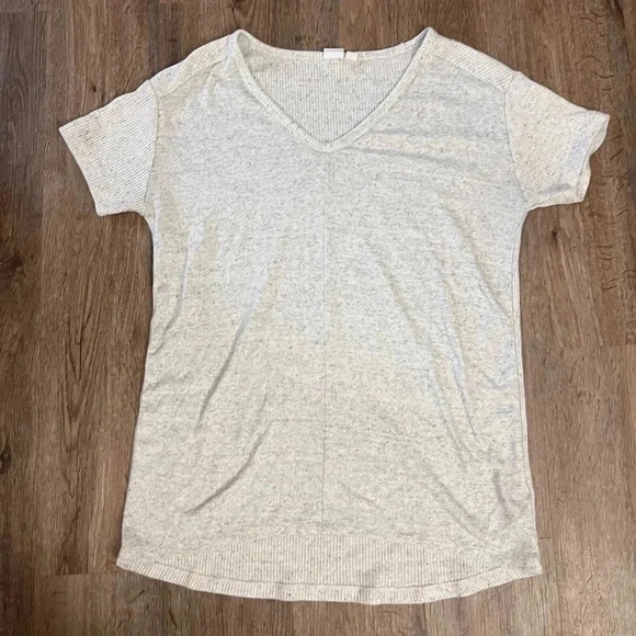 Women’s GAP Ribbed V-Neck - Picture 1 of 9